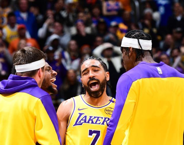 龙珠直播体育-三分4中4！湖人3300万悍将变废为宝，冲冠更有底气