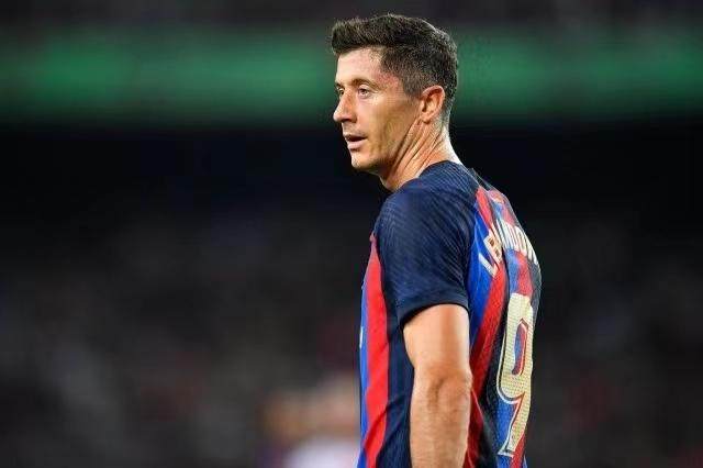 1660951619853094790.jpg 402f313d440f5f5ef0a2f8084265a81.jpg